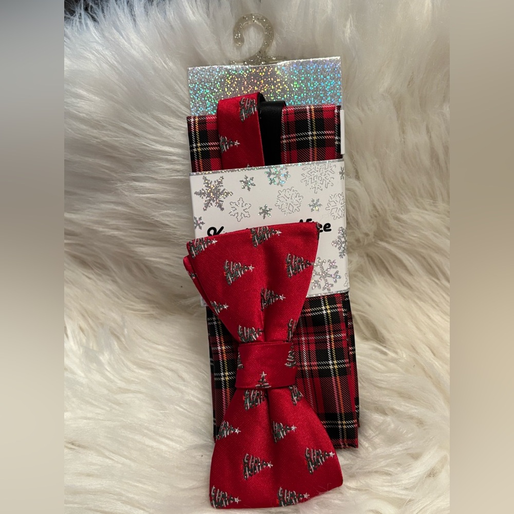 🌲 NWT knotty and nice Christmas pine 🌲 Bow Tie